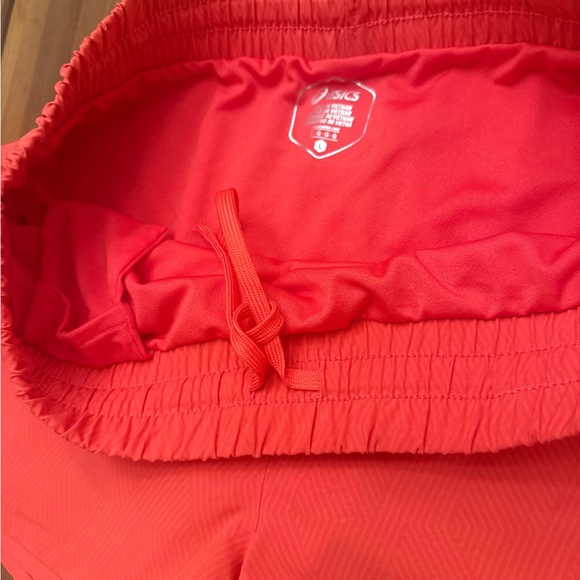 Asics Women's Vibrant Coral Athletic Running Shorts Size L - Picture 6 of 9